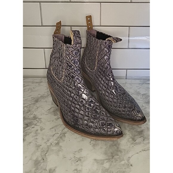 Freebird by Steven Faith Women’s 9/9.5 Ankle Boots  Leather Snake Skin *READ - Picture 1 of 16